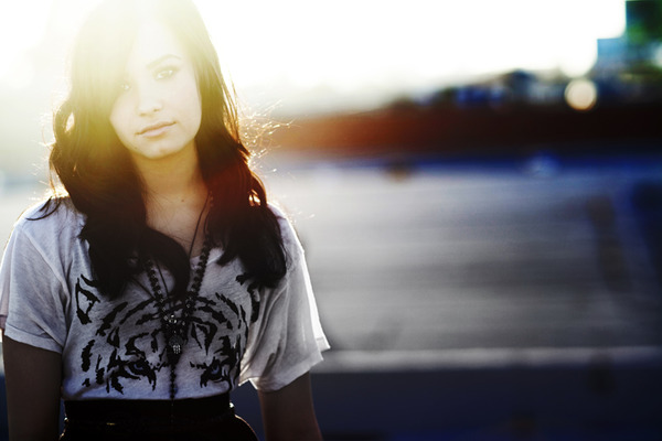 Demi Lovato rocks