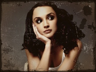 Rachael Leigh Cook