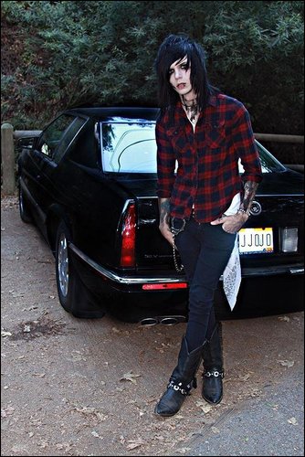 Andy Sixx <3