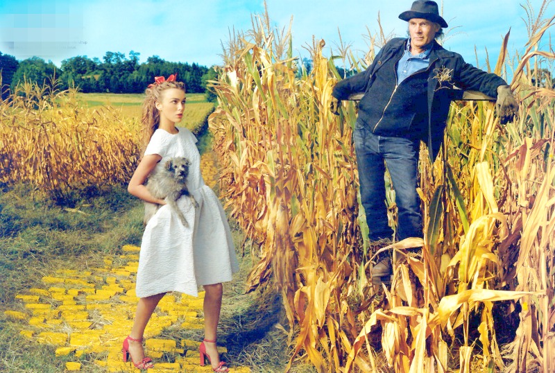 Keira Knightley as Dorothy/Wizard of Oz