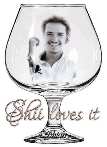 Shii Loves It, ORLANDO BLOOM, GLITTER, WINE GLASS