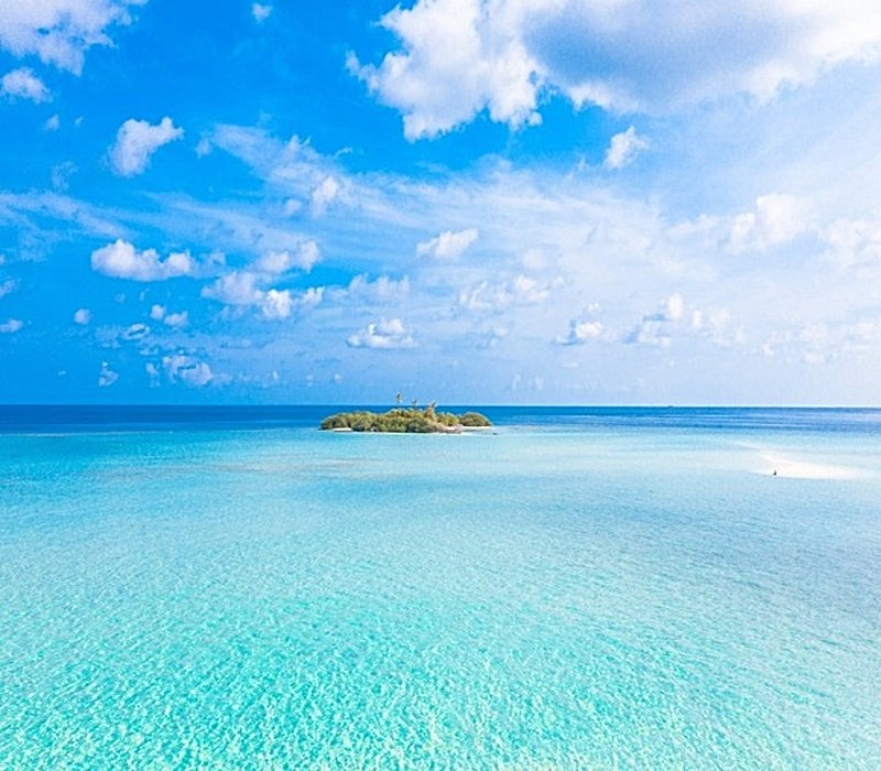 Beautiful Blue Ocean BG